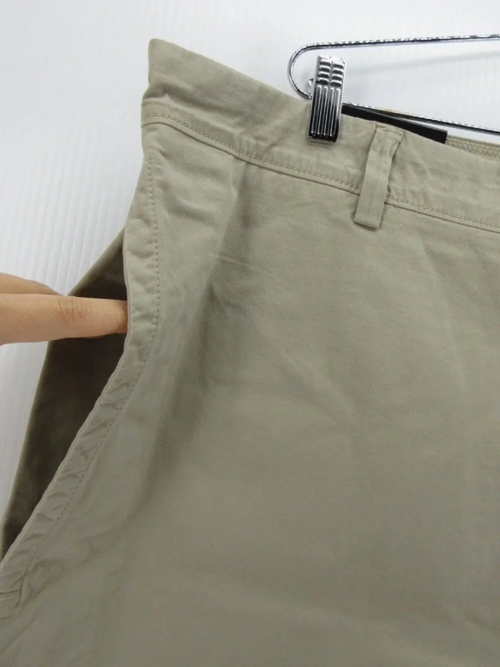 Banana Republic Shorts 44 Khaki Garment Dye Relaxed Chino Canvas NEW
